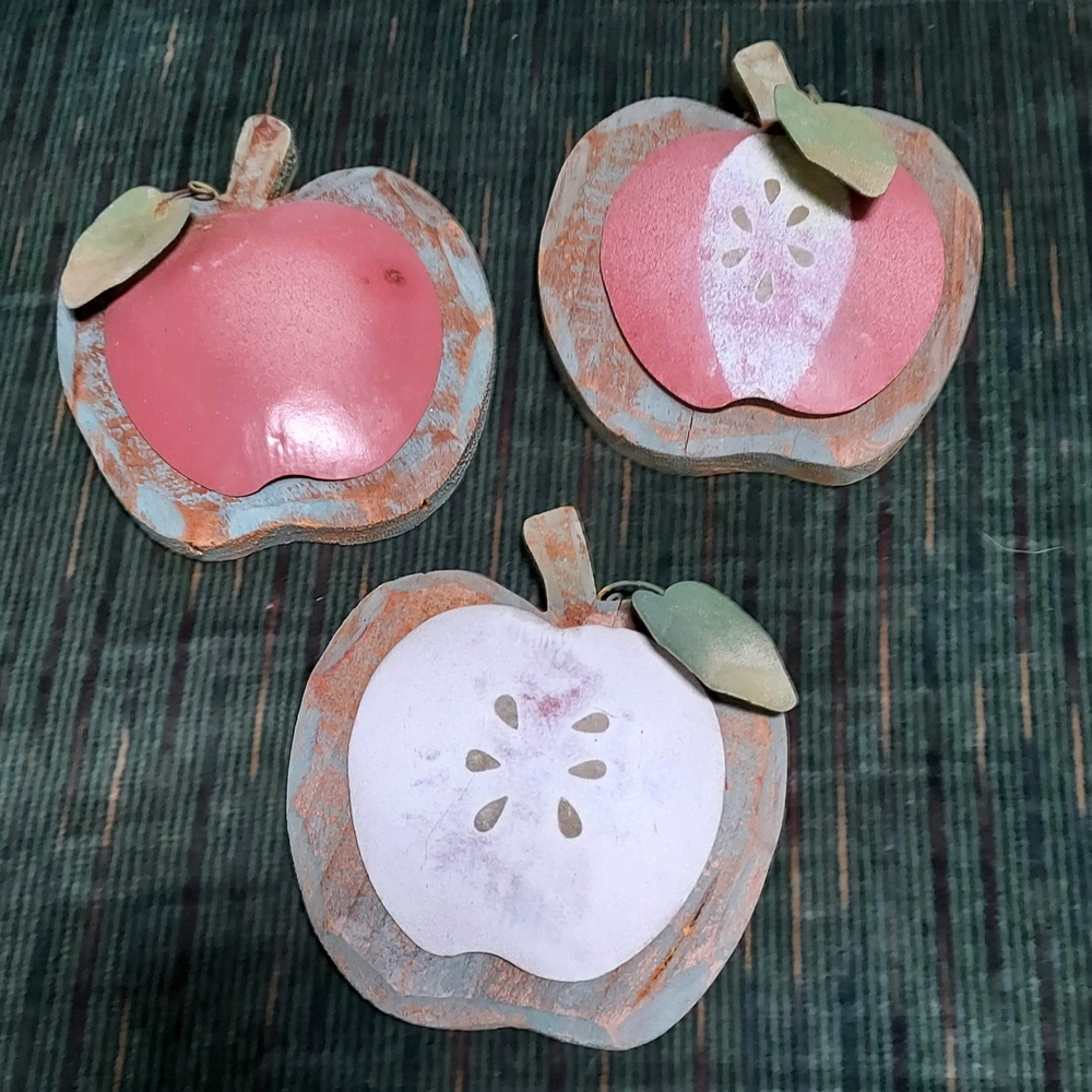 Rustic Wooden Tin Country Apple Handmade Folk Art Wall Decor 3 Pc Set
